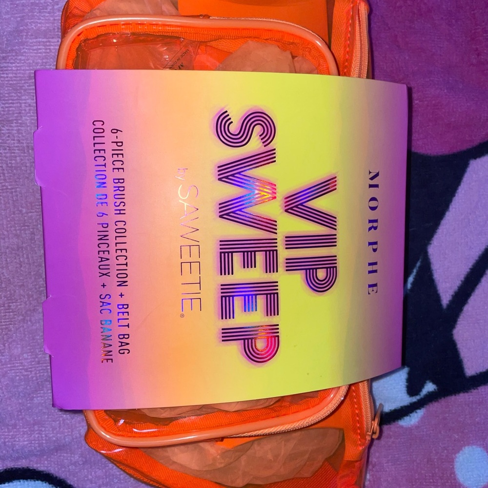 Vip sweet by saweetie  brush set